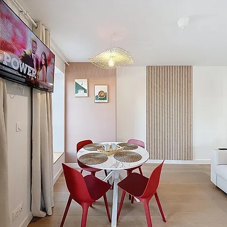 - Terracotta - Netflix * 메스